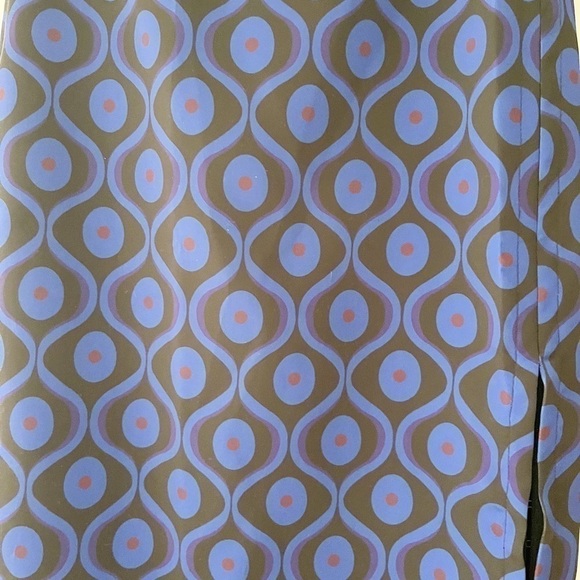 PATTERNED midi skirt with optional slit - Picture 8 of 9